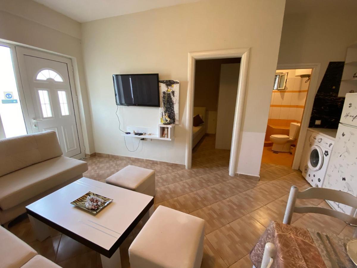 Full Moon Apartments Ксамил Екстериор снимка