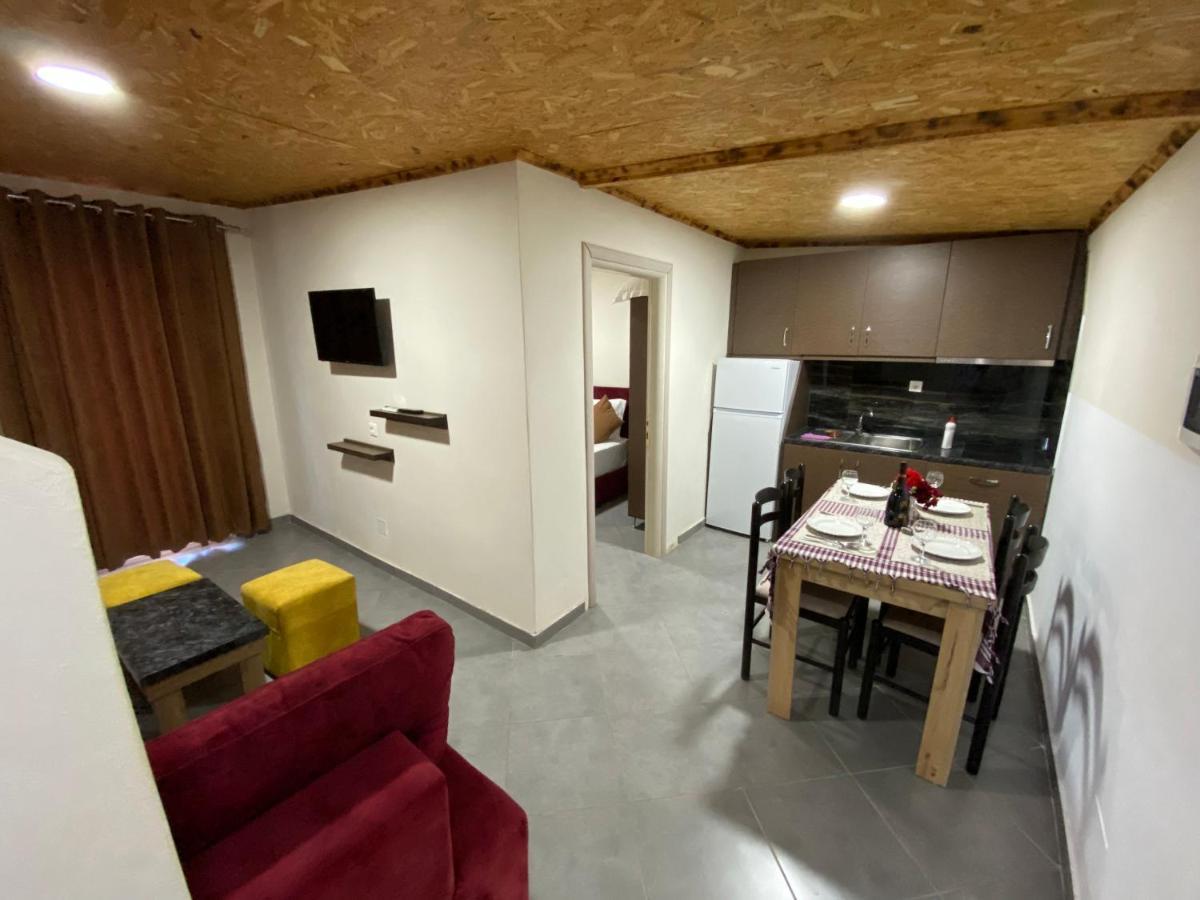 Full Moon Apartments Ксамил Екстериор снимка