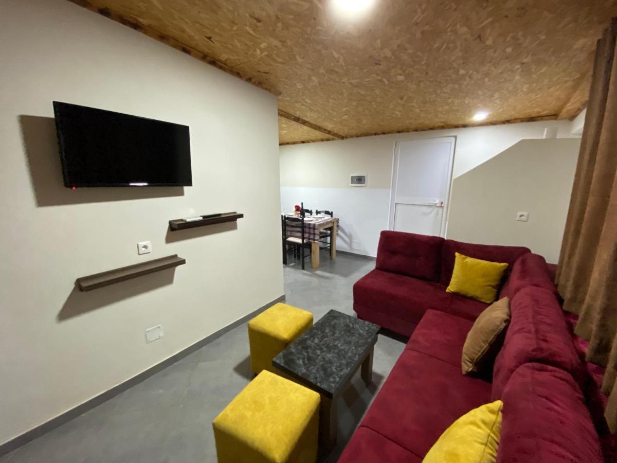 Full Moon Apartments Ксамил Екстериор снимка