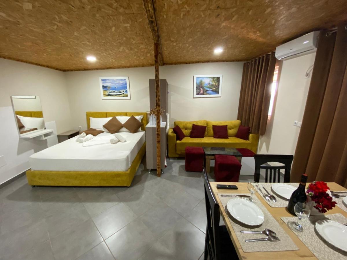 Full Moon Apartments Ксамил Екстериор снимка
