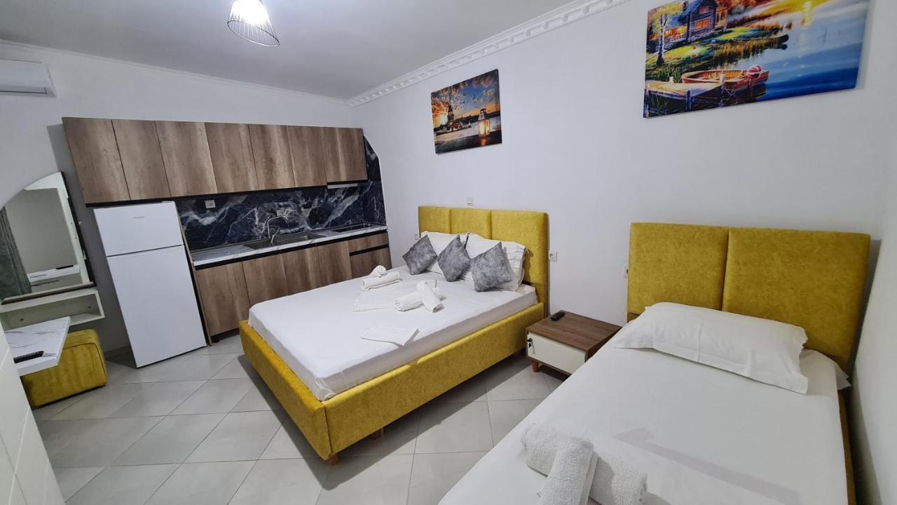 Full Moon Apartments Ксамил Екстериор снимка