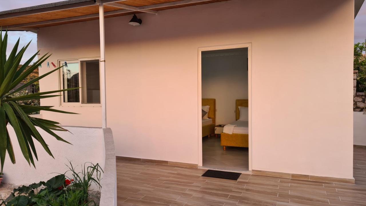 Full Moon Apartments Ксамил Екстериор снимка