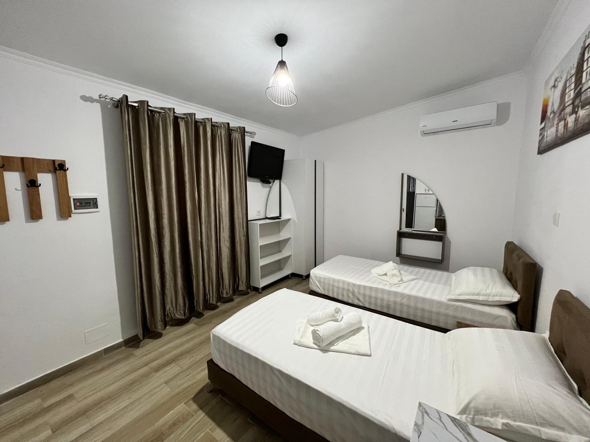 Full Moon Apartments Ксамил Екстериор снимка